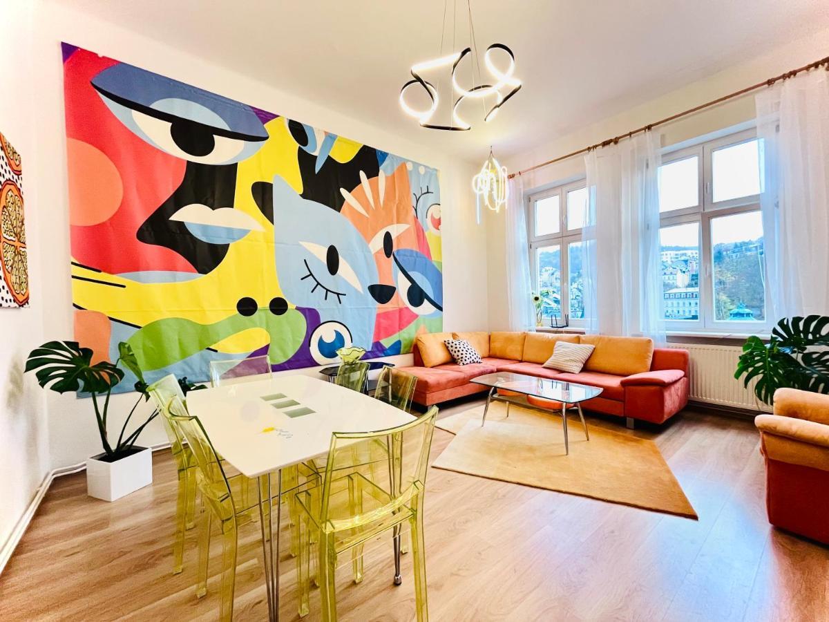 קרלובי וארי Sunny City - Apartment In Spa Zone With Private Garage מראה חיצוני תמונה